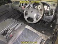 Nissan CARAVAN VAN лот № 10084 оценка 3.5  с аукциона в Японии 2