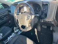 Mitsubishi OUTLANDER PHEV лот № 15091 оценка 3.5  с аукциона в Японии 2