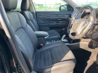 Mitsubishi OUTLANDER PHEV лот № 15091 оценка 3.5  с аукциона в Японии 6