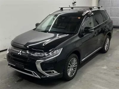 Mitsubishi OUTLANDER PHEV  с аукциона в Японии