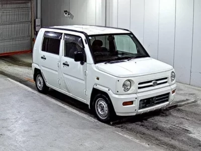 Daihatsu NAKED