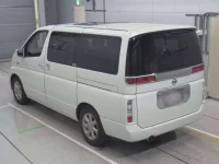 Nissan ELGRAND лот № 10143 оценка 4  с аукциона в Японии 5