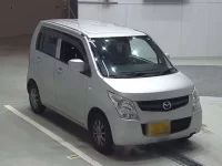 Mazda AZ WAGON лот № 9205 оценка RA  с аукциона в Японии 4
