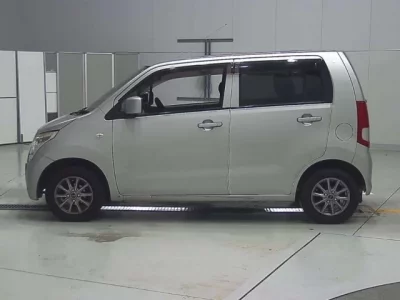 Mazda AZ WAGON  с аукциона в Японии