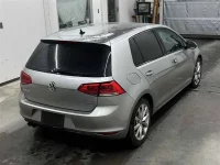 Volkswagen GOLF лот № 35017 оценка 4  с аукциона в Японии 4