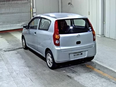 Daihatsu MIRA  с аукциона в Японии