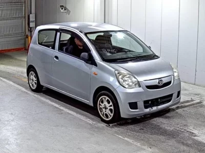 Daihatsu MIRA  с аукциона в Японии