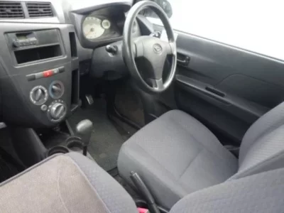 Daihatsu MIRA  с аукциона в Японии