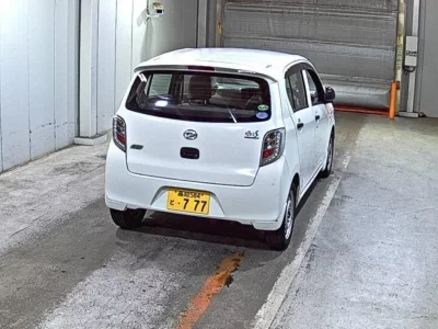 Daihatsu MIRA E S  с аукциона в Японии