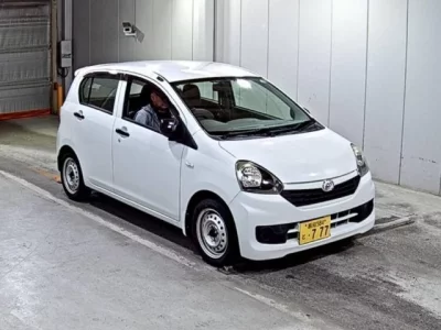Daihatsu MIRA E S  с аукциона в Японии
