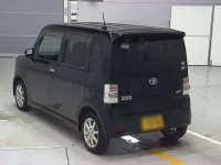 Toyota PIXIS SPACE лот № 9243 оценка 3  с аукциона в Японии 5