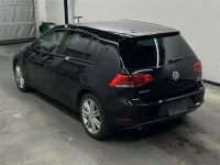 Volkswagen GOLF лот № 35035 оценка 4  с аукциона в Японии 1