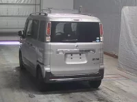 Suzuki SPACIA GEAR лот № 33 оценка 4.5  с аукциона в Японии 6