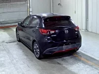 Mazda DEMIO лот № 8114 оценка 3.5  с аукциона в Японии 1