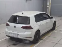 Volkswagen GOLF лот № 38166 оценка 4.5  с аукциона в Японии 1