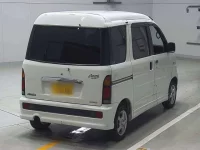 Daihatsu Atrai Wagon лот № 9261 оценка 3.5  с аукциона в Японии 1