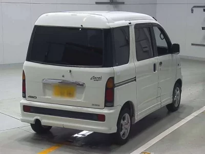 Daihatsu Atrai Wagon  с аукциона в Японии