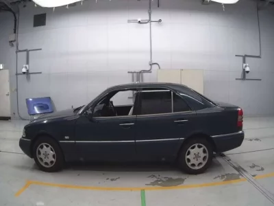 Mercedes-Benz C CLASS  с аукциона в Японии