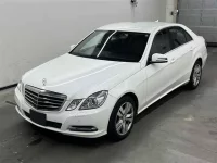 Mercedes-Benz E CLASS лот № 35044 оценка 4  с аукциона в Японии 3
