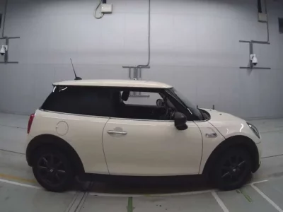 BMW MINI  с аукциона в Японии