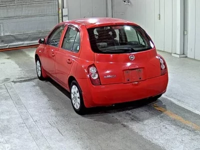 Nissan MARCH  с аукциона в Японии