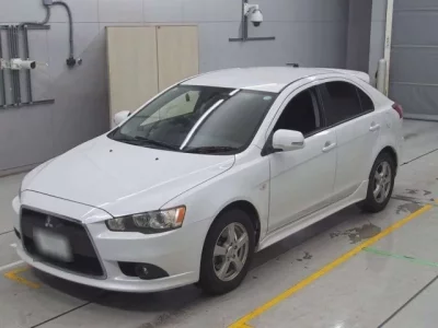 Mitsubishi GALANT FORTIS