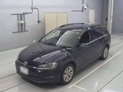 Volkswagen GOLF VARIANT