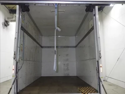 Isuzu ELF  с аукциона в Японии