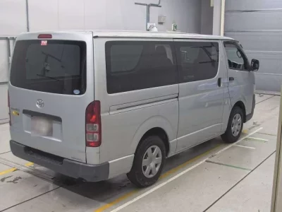 Toyota REGIUS ACE VAN  с аукциона в Японии