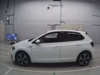 Volkswagen POLO лот № 38201 оценка 4  с аукциона в Японии 3