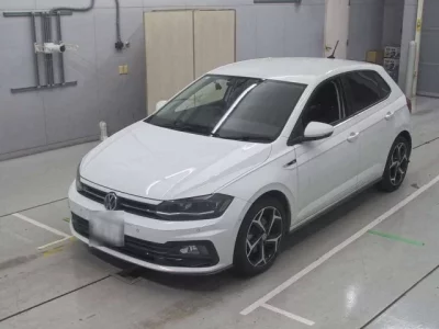 Volkswagen POLO  с аукциона в Японии