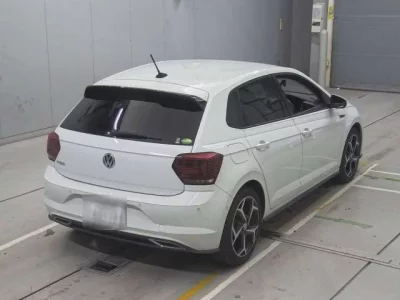 Volkswagen POLO  с аукциона в Японии