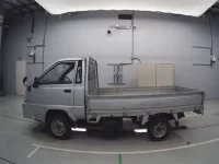 Toyota TOWN ACE TRUCK лот № 90035 оценка 3  с аукциона в Японии 3