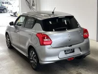 Suzuki SWIFT лот № 3005 оценка 4  с аукциона в Японии 4