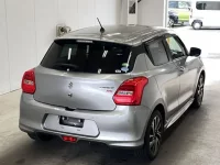 Suzuki SWIFT лот № 3005 оценка 4  с аукциона в Японии 1