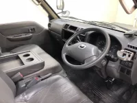 Mazda BONGO лот № 2007 оценка 3.5  с аукциона в Японии 4