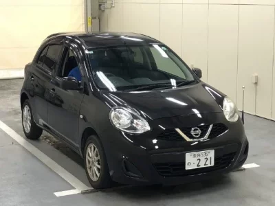 Nissan MARCH  с аукциона в Японии