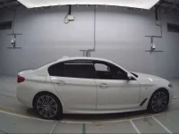 BMW 5-Series лот № 38217 оценка 4.5  с аукциона в Японии 2