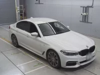BMW 5-Series лот № 38217 оценка 4.5  с аукциона в Японии 4