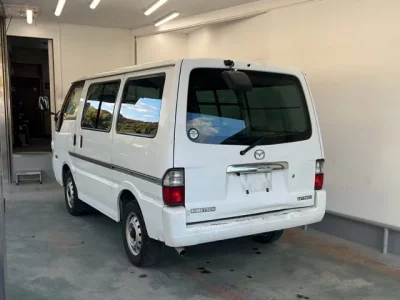 Mazda BONGO VAN  с аукциона в Японии