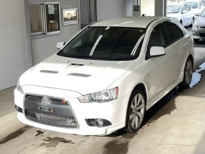 Mitsubishi GALANT FORTIS