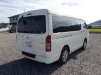 Toyota REGIUS ACE VAN лот № 6011 оценка 3.5  с аукциона в Японии 4