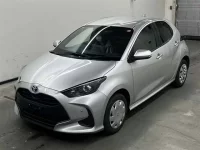 Toyota YARIS лот № 15161 оценка R  с аукциона в Японии 3
