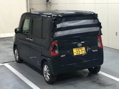 Daihatsu TANTO  с аукциона в Японии
