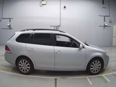 Volkswagen GOLF VARIANT  с аукциона в Японии