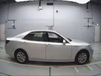 Toyota CROWN лот № 10250 оценка 3.5  с аукциона в Японии 2