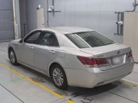 Toyota CROWN лот № 10250 оценка 3.5  с аукциона в Японии 5