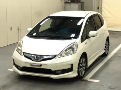 Honda FIT  с аукциона в Японии