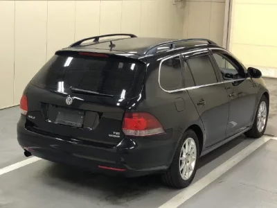 Volkswagen GOLF VARIANT  с аукциона в Японии