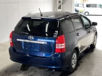 Toyota WISH лот № 3044 оценка 3.5  с аукциона в Японии 1